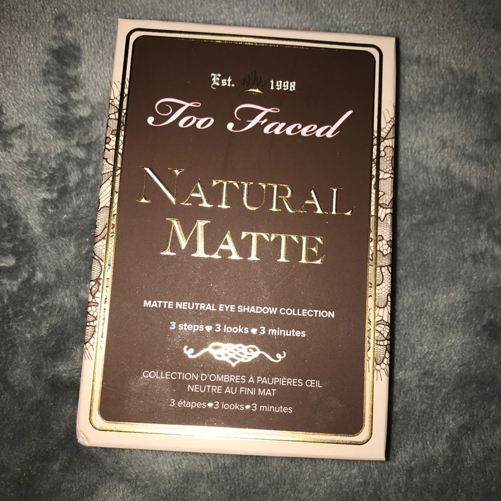 Too faced natural matte eyeshadow palette - Picture 2 of 4